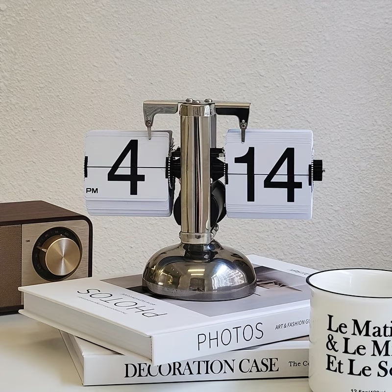 Ark & Oak™ Vintage Flip Clock