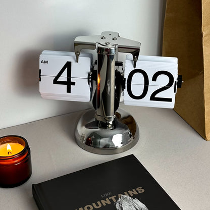 Ark & Oak™ Vintage Flip Clock